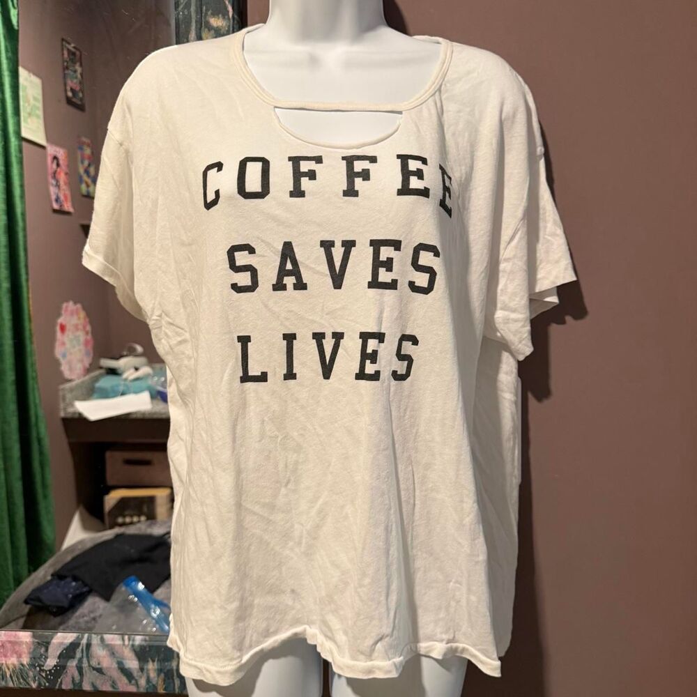 Wildfox Women's White and Cream T-shirt